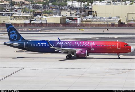 N927VA Airbus A321 253N Alaska Airlines Bruce Leibowitz JetPhotos