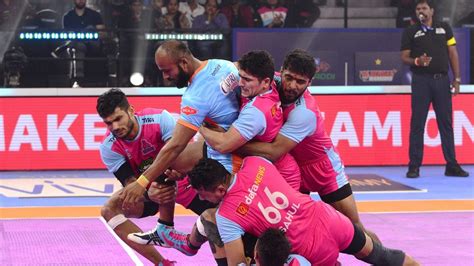 Arjun Deshwals Super 10 Helps Jaipur Pink Panthers Beat Bengal