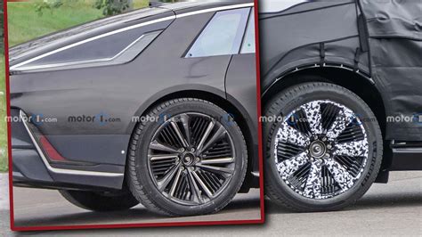 Cadillac Escalade IQ Electric Prototype Spied For The…