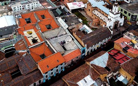 Los Misterios De La Casa De Los Siete Patios Revista Mundo Diners