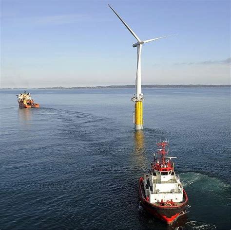 Instalada Primeira Turbina Eólica Oceânica Flutuante