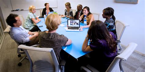 top   york internships grow  career    scholarships