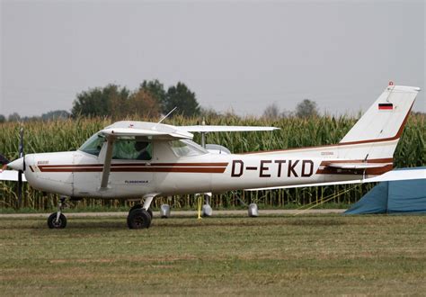 Sportflugzeuge Cessna Fotos Flugzeug Bild De