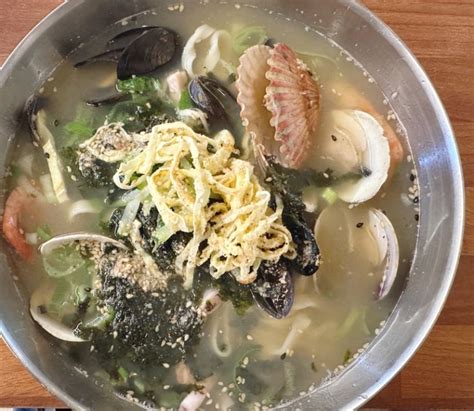 속초 오복식당 새로 생긴 맛집 줄 서서 먹는 맛집 맑은 칼국수와 비빔칼국수 네이버 블로그