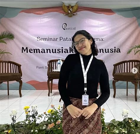 Yovania Asyifa Jami Mahasiswa Vokasi UI Yang Patahkan Stigma Negatif