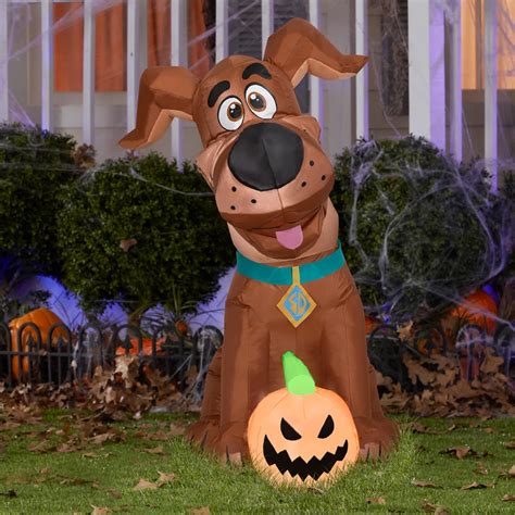 Gemmy Airblown Inflatable Scooby With Pumpkin Techmatic