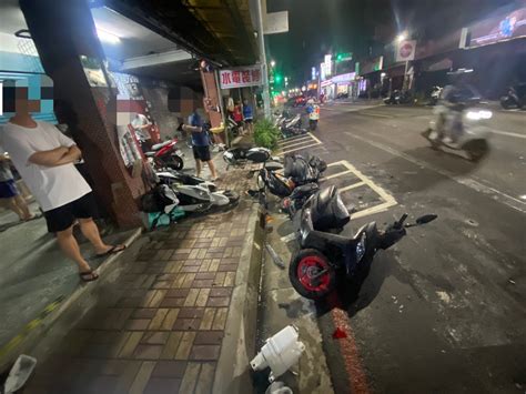 疑似毒駕！21歲新北男追撞2汽車、11機車 將採尿送檢 民生電子報