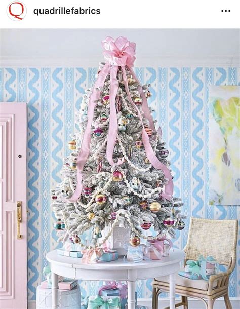 30 Pink Small Christmas Tree Decoomo