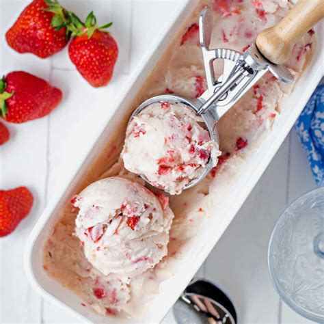 Easy Homemade Strawberry Ice Cream - Life, Love, and Good Food