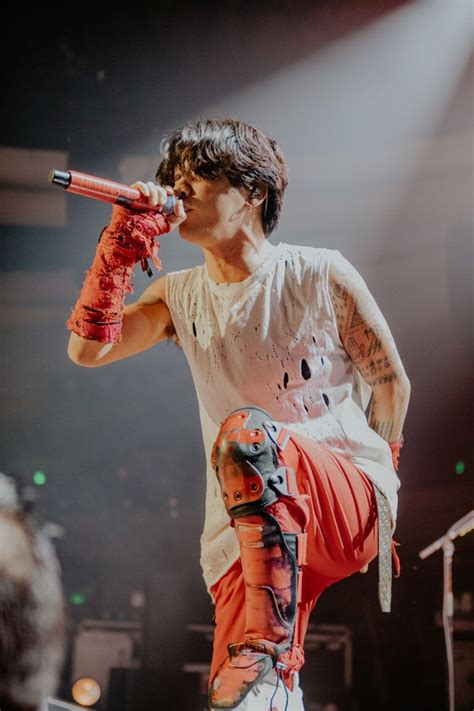 Show Review One Ok Rock S Luxury Disease Tour Closes With An Epic Night