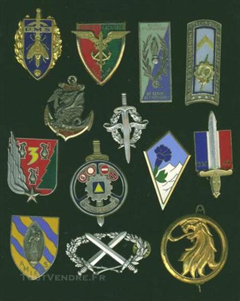 Lot Insignes R Giments Arm E Fran Aise Militaria Beychac Et Caillau