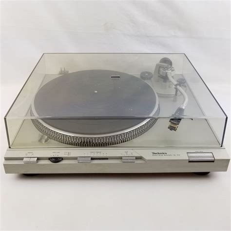 Technics Direct Drive Automatic Sl D3 Turntable Near MINT For Sale