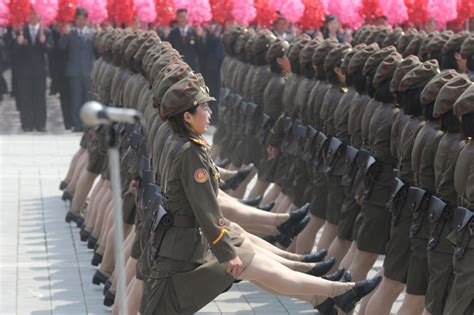 故金日成主席の：北朝鮮の軍事パレード～故金日成主席生誕105年～ 写真特集：時事ドットコム