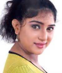 Rajashree (Tamil Actress) - Profile, Biography and Life History | Veethi