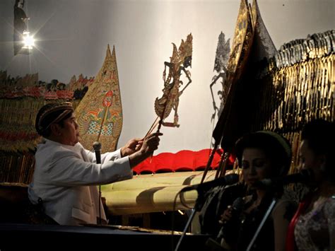 Kerajinan Wayang Kulit And Souvenir Khas Jawa Suryo Art Pagelaran Wayang