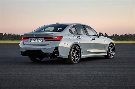 Which Is Best Bmw Series Vs Mercedes Benz C Class