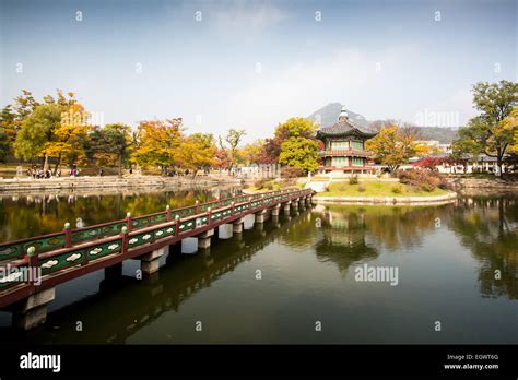 Gyeongbokgung Palace in Autumn Stock Photo - Alamy