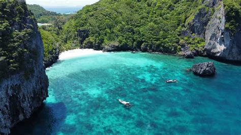 Phuket Maya Phi Phi En Bamboo Island Met Lunchbuffet Getyourguide