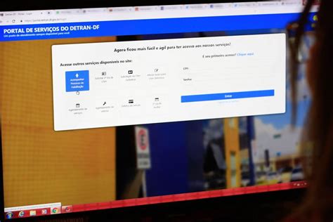 Detran Df Disponibiliza Servi Os Na Internet Confira Metr Poles