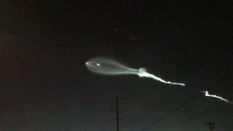 Flying Sperm Shoots Through La Sky Youtube