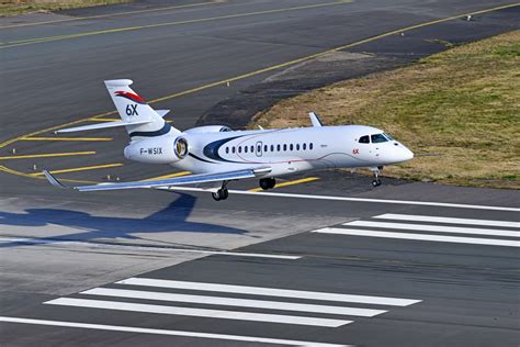 Dassault Aviations Falcon 6x Completes Maiden Flight Today