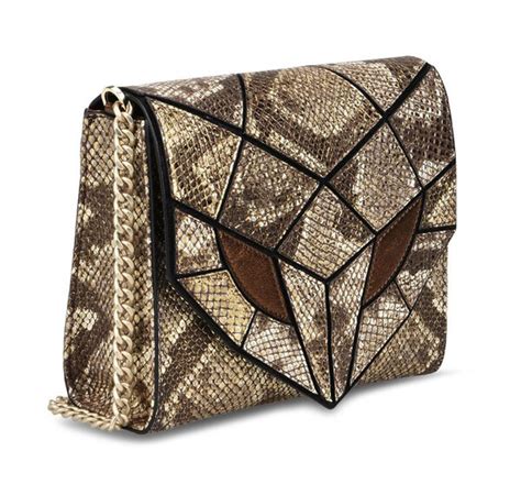 Just Cavalli — итальянский бренд модной одежды