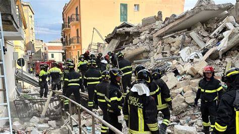 CROLLO PALAZZINA A MATERA