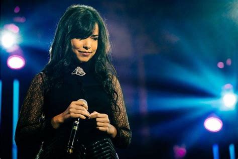 Derni Re Danse Indila Un Succ S Mondial Et Un Retour En Force