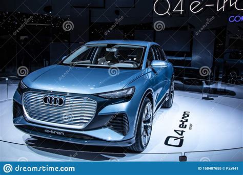 Allelektrischer Audi Q4 E Tron Concept Fahrzeugprototyp Beim