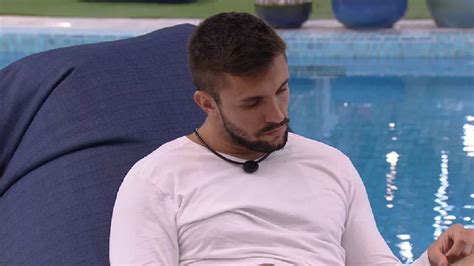 BBB 21 Arthur Desconfia Da Amizade Entre Carla Diaz E Fiuk