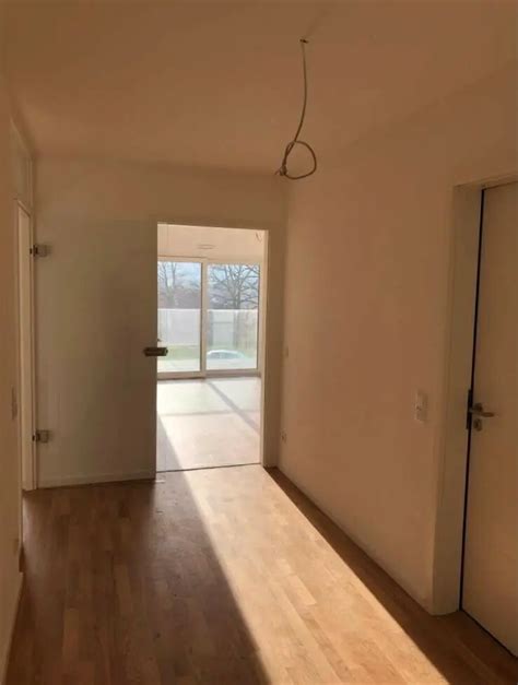 2 Zimmer Wohnung zu vermieten Friedrichstraße 3 31812 Niedersachsen