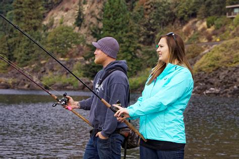 Columbia River Reopens For Salmon Fishing At Buoy 10 Above Reed Island