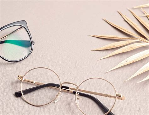 Choose The Best Eyeglass Lens Optic One Opticals