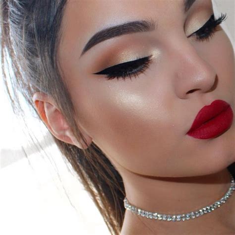 Pin On Trucco Red Lip Makeup Red Lips Makeup Look Gorgeous Makeup