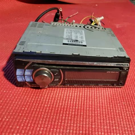 ALPINE RADIO CD PLAYER HEAD UNIT MODEL CDE 102 Some Wear Scuff