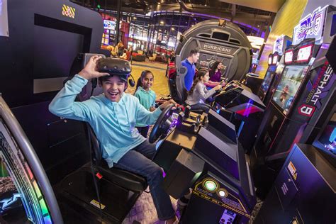 VR Arcade - Red Hawk Casino