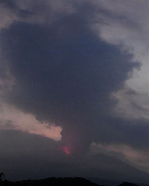 Japan S Sakurajima Volcano Erupts Triggering Evacuation