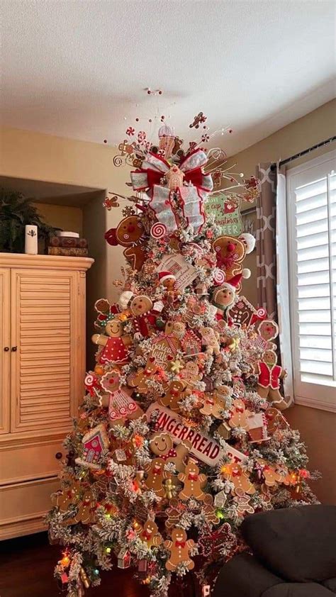 Pin By 🌴 Prettycilla Harrison F4f On Christmas Extravaganza 🍬 Gingerbread Christmas Tree