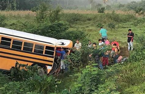 Varios Heridos Deja Accidente De Bus Que Cay A Hondonada En La Ca