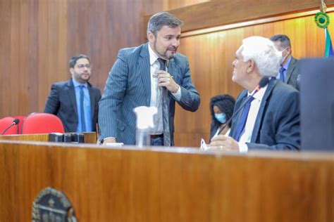 PT e Fábio Novo atualizam discurso para aceitar Paulo Márcio de vice