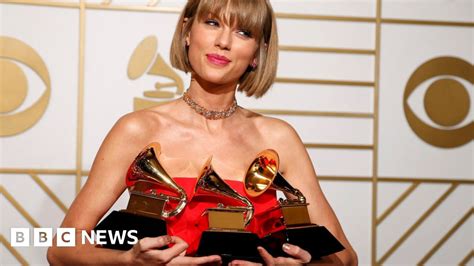 Grammys Taylor Swift Wins Album Of The Year Bbc News