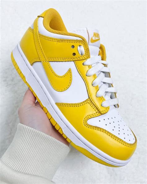 Preview Nike Dunk Low Yellow White Le Site De La Sneaker