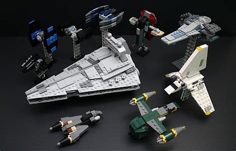 Mini LEGO Star Wars sets on display