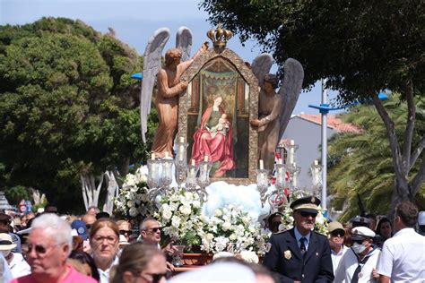 Fotos Agaete Acompa A A La Virgen De Las Nieves Canarias