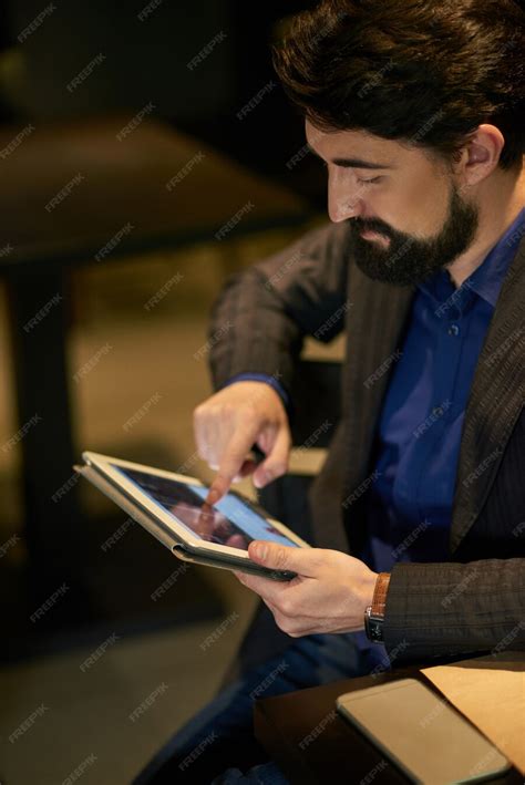 photo checking  mails