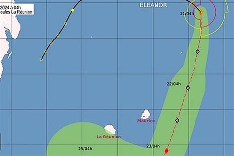 La R Union Pr Alerte Jaune Cyclonique Eleanor Km