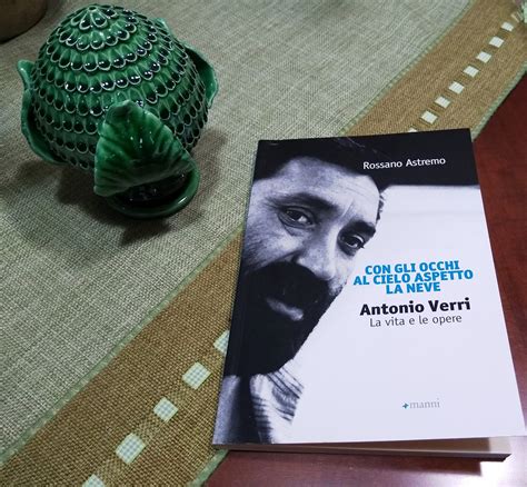 "Con gli occhi al cielo aspetto... - La Nicchia dei lettori