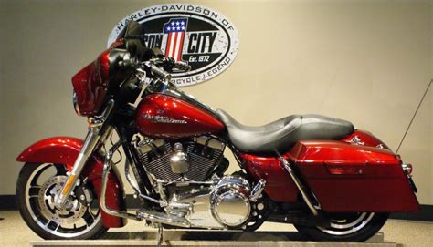 2010 FLHX Touring Street Glide Red Hot Sunglo One Owner WATCH OUR VIDEO