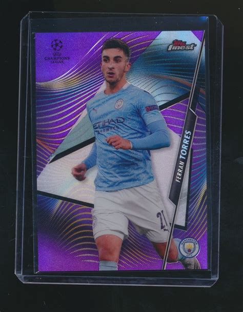 Ferran Torres Topps Finest Champions Legue Purple Refractor