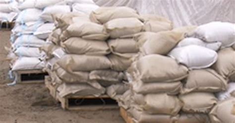 Crews Fill 50k Sandbags In International Falls Cbs Minnesota